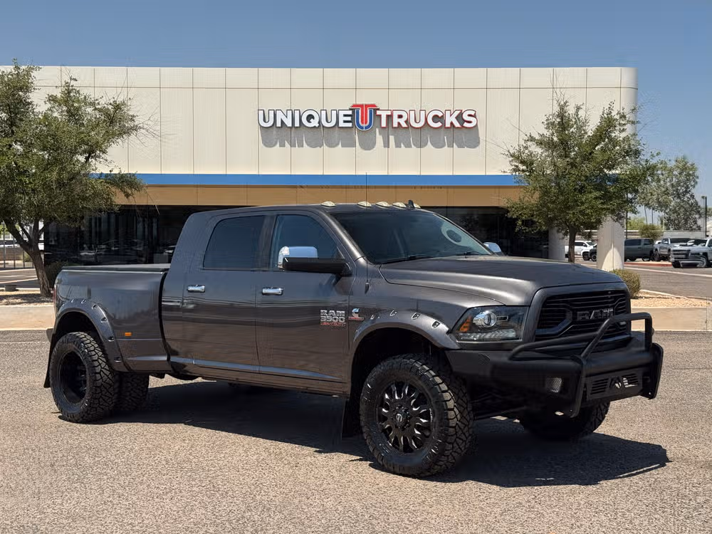 2018 Ram 3500 Laramie Mega Cab Image 5
