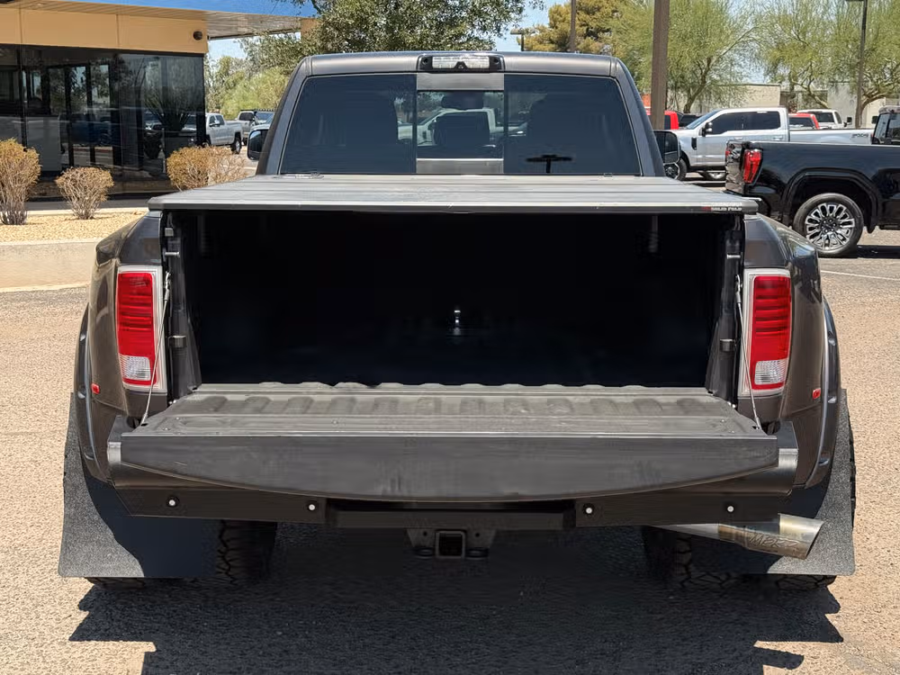 2018 Ram 3500 Laramie Mega Cab Image 9