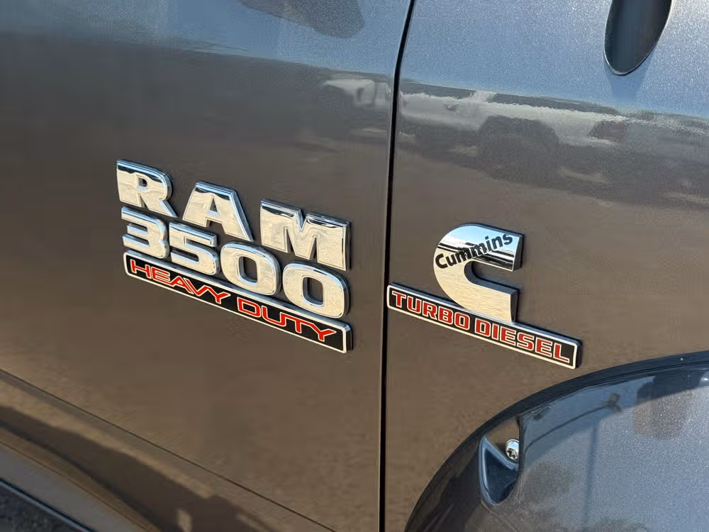 2018 Ram 3500 Laramie Mega Cab Image 17