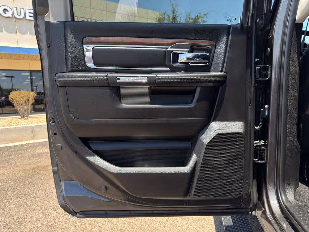 2018 Ram 3500 Laramie Mega Cab Image 27