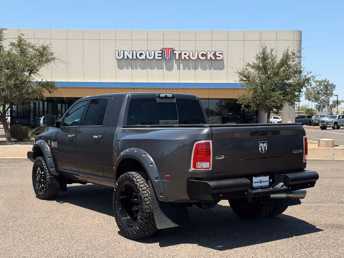 2018 Ram 3500 Laramie Mega Cab Image 10