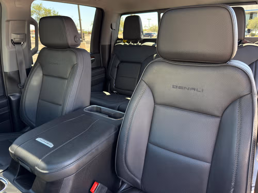 2024 GMC Sierra 3500HD Denali Crew Cab Image 21