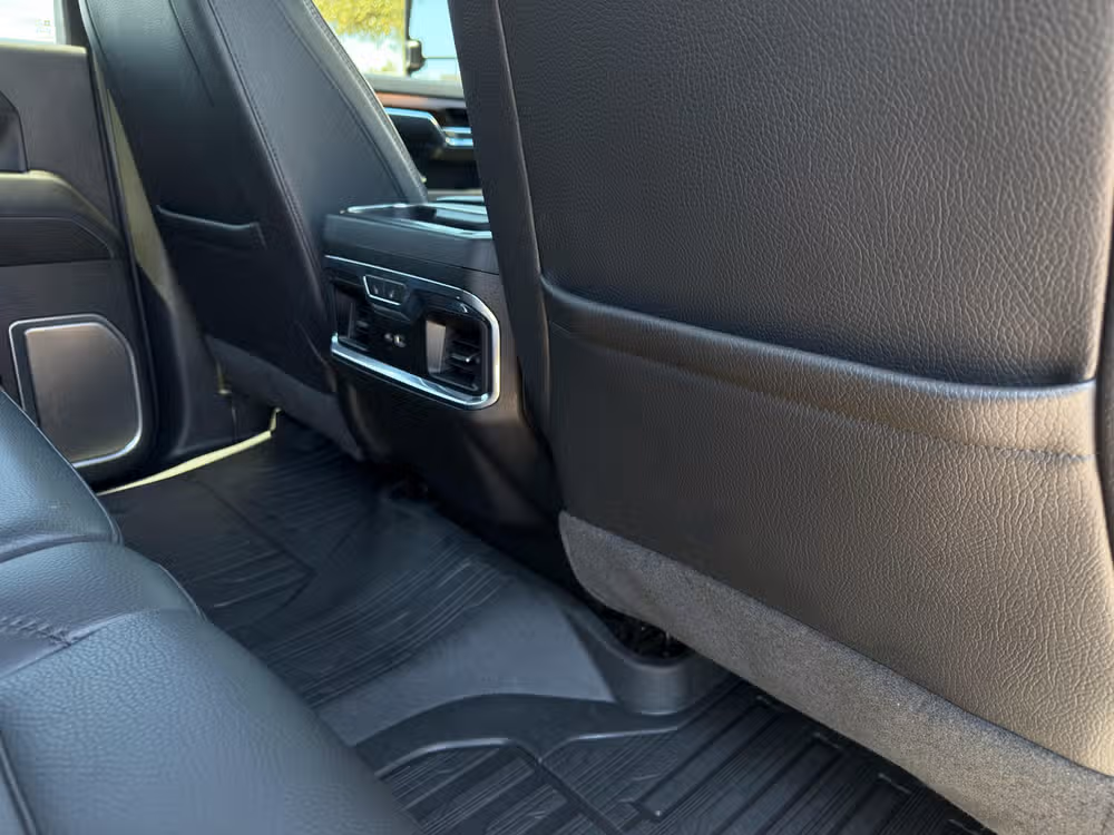 2024 GMC Sierra 3500HD Denali Crew Cab Image 28