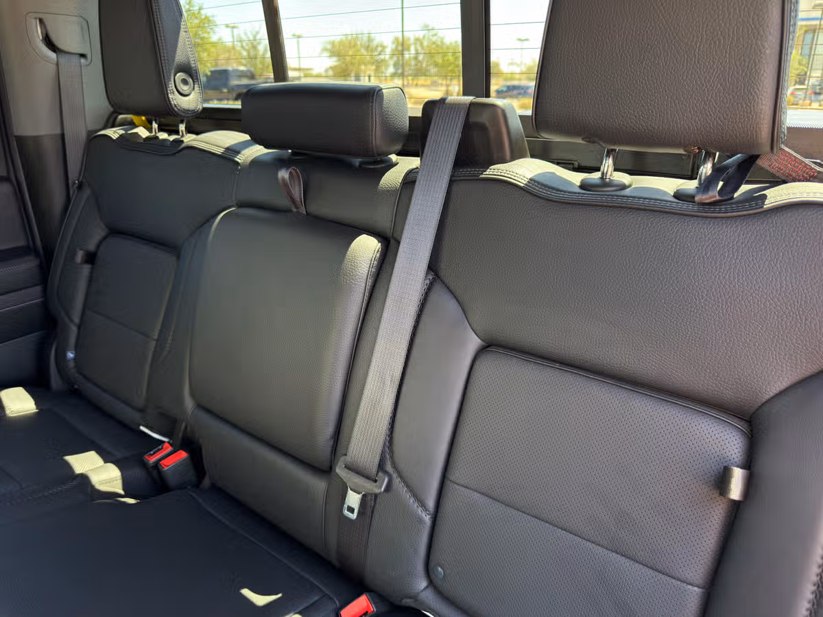 2024 GMC Sierra 3500HD Denali Crew Cab Image 26