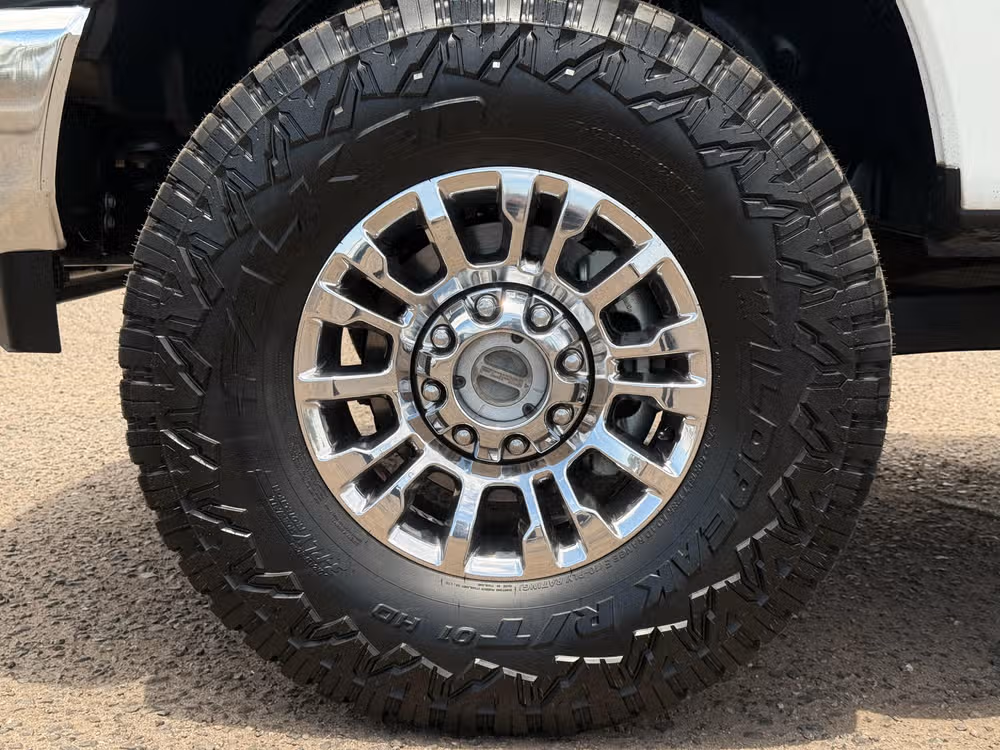 2021 Ford F-250 Super Duty XLT Crew Cab Image 12