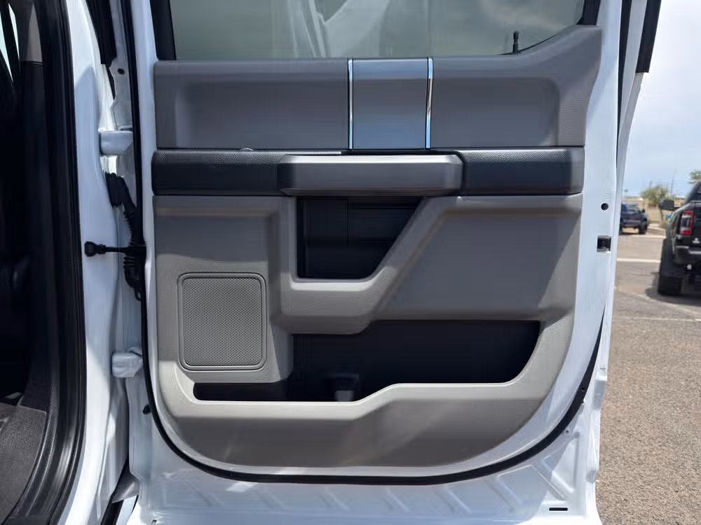 2021 Ford F-250 Super Duty XLT Crew Cab Image 26