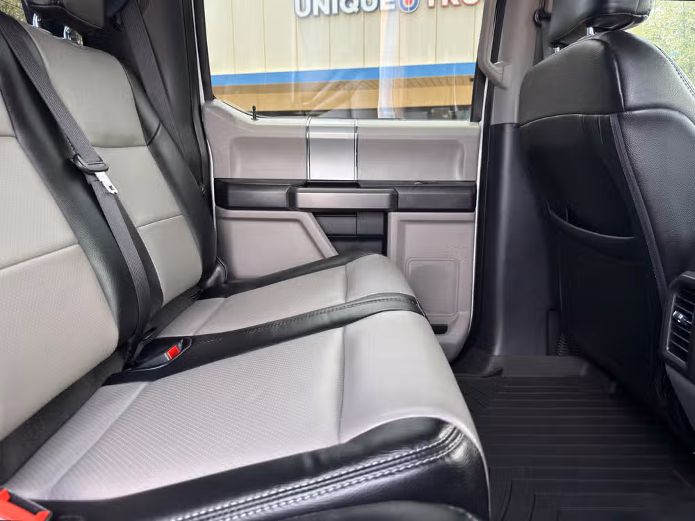 2021 Ford F-250 Super Duty XLT Crew Cab Image 28