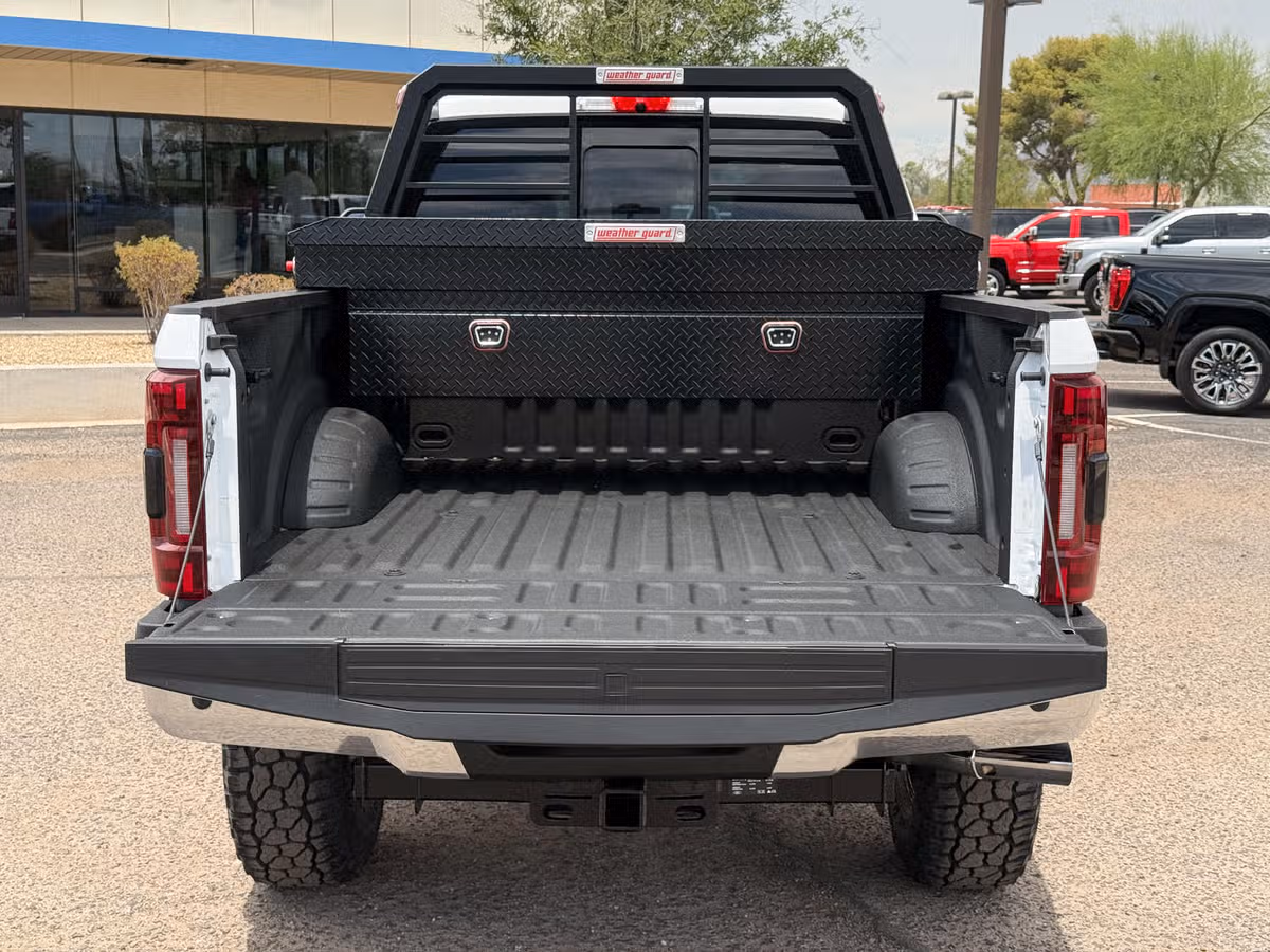2021 Ford F-250 Super Duty XLT Crew Cab Image 8