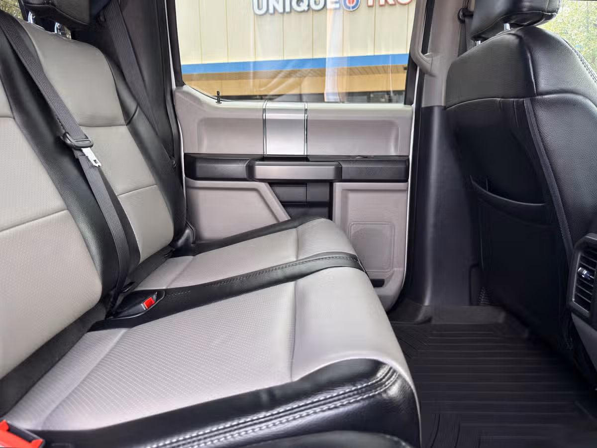 2021 Ford F-250 Super Duty XLT Crew Cab Image 28