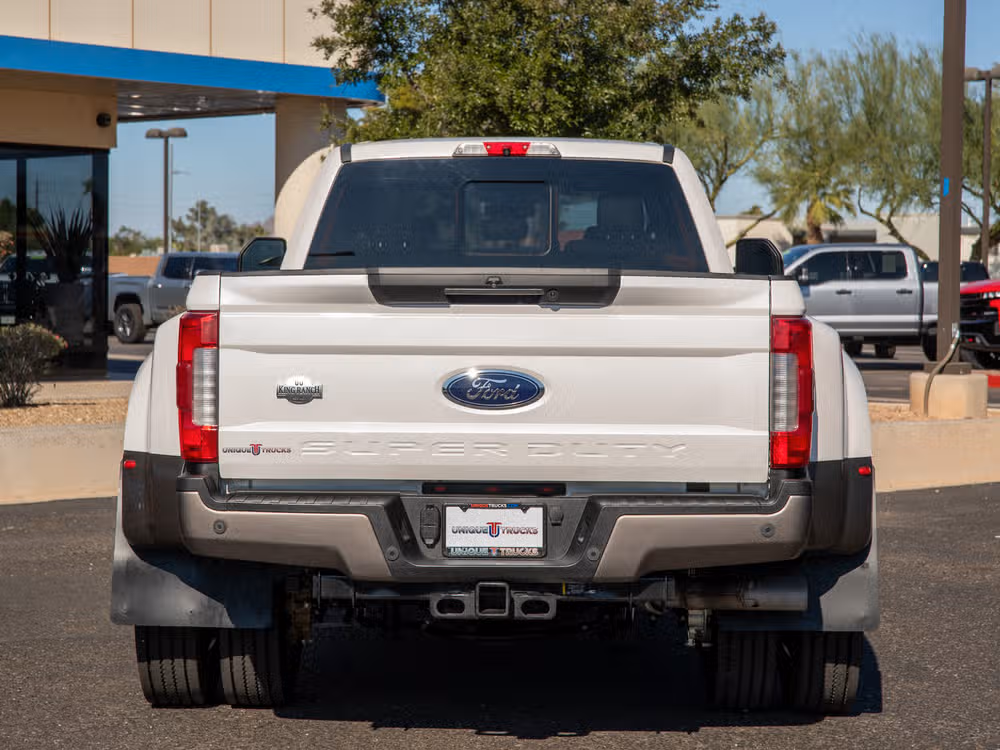 2019 Ford F-450 Super Duty King Ranch Crew Cab Lower Image 3