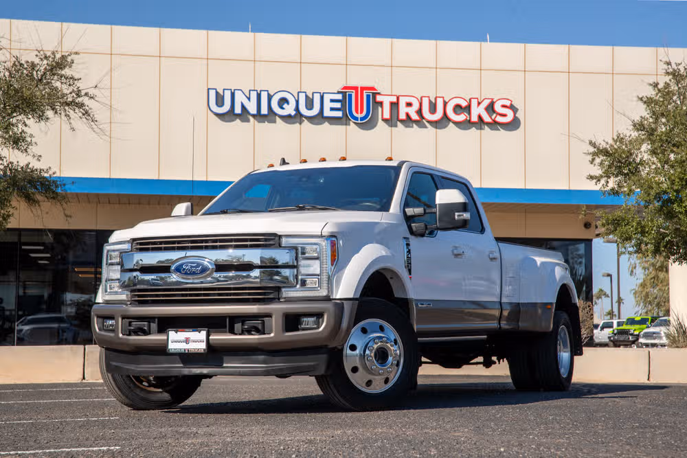 2019 Ford F-450 Super Duty King Ranch Crew Cab Image 1