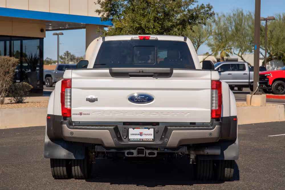 2019 Ford F-450 Super Duty King Ranch Crew Cab Image 6