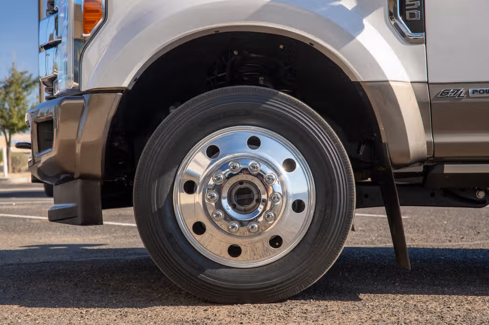 2019 Ford F-450 Super Duty King Ranch Crew Cab Image 9
