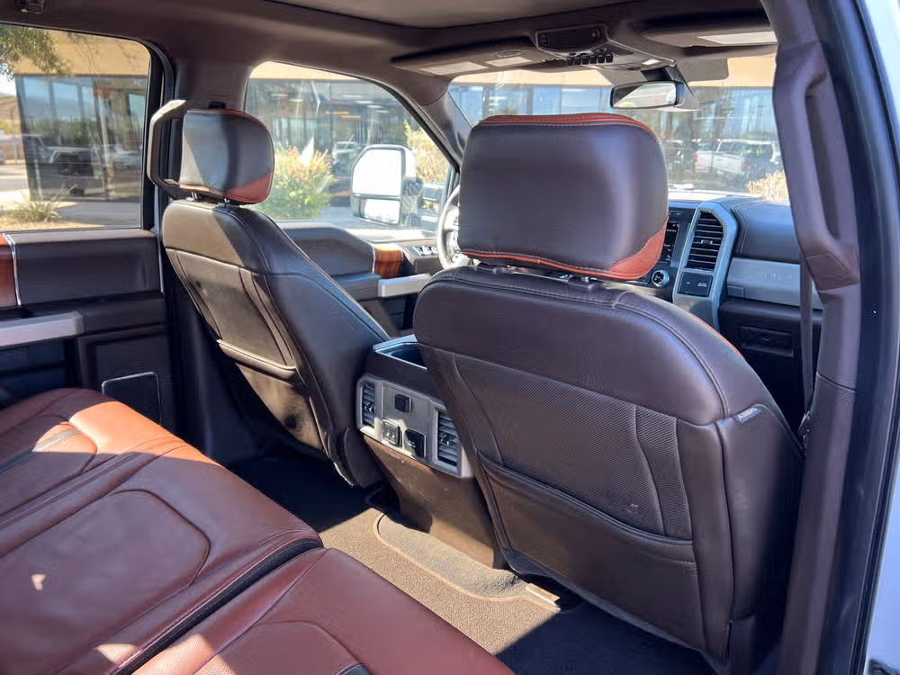 2019 Ford F-450 Super Duty King Ranch Crew Cab Image 20