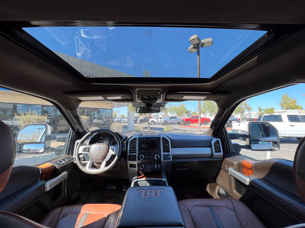 2019 Ford F-450 Super Duty King Ranch Crew Cab Image 26