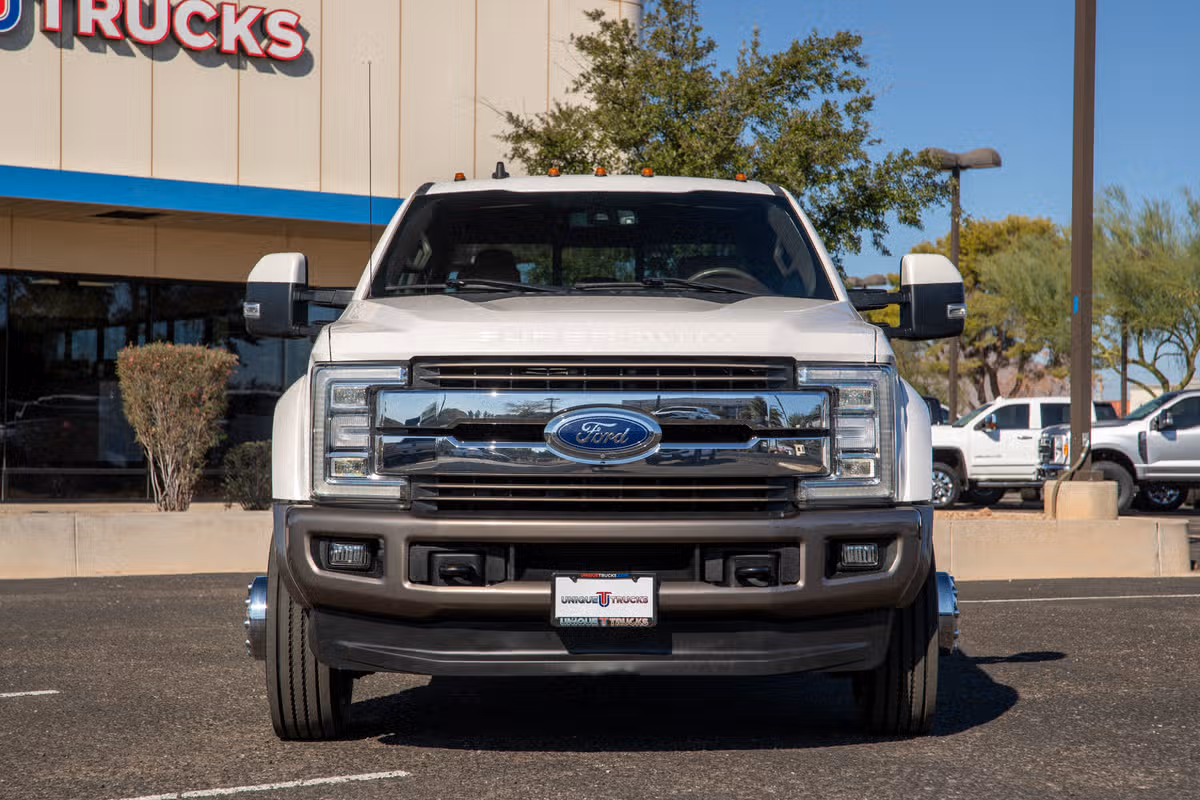 2019 Ford F-450 Super Duty King Ranch Crew Cab Image 2