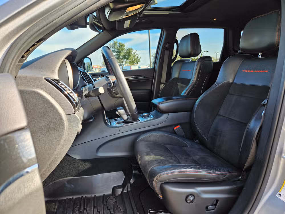 2019 Jeep Grand Cherokee Trailhawk Image 13