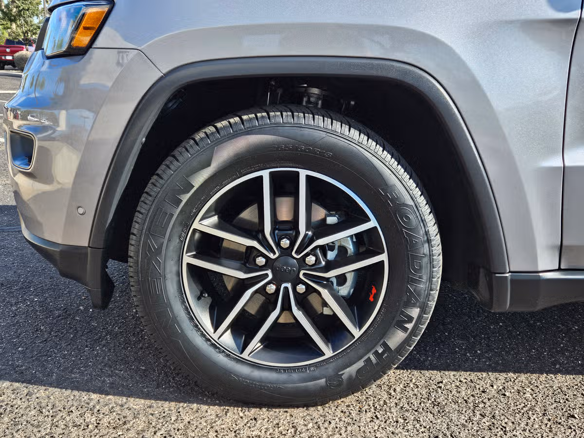 2019 Jeep Grand Cherokee Trailhawk Image 9