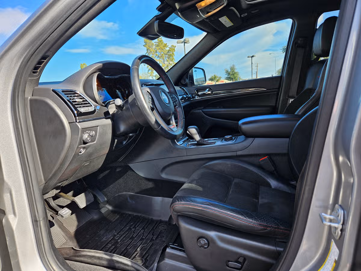 2019 Jeep Grand Cherokee Trailhawk Image 12