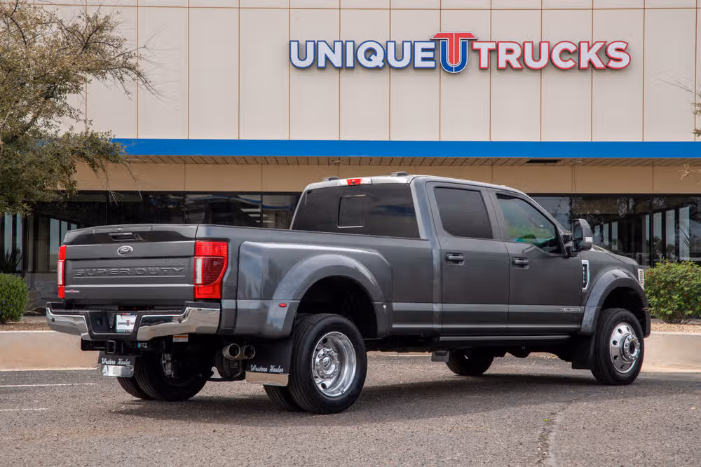 2020 Ford F-450 Super Duty Lariat Crew Cab Image 6