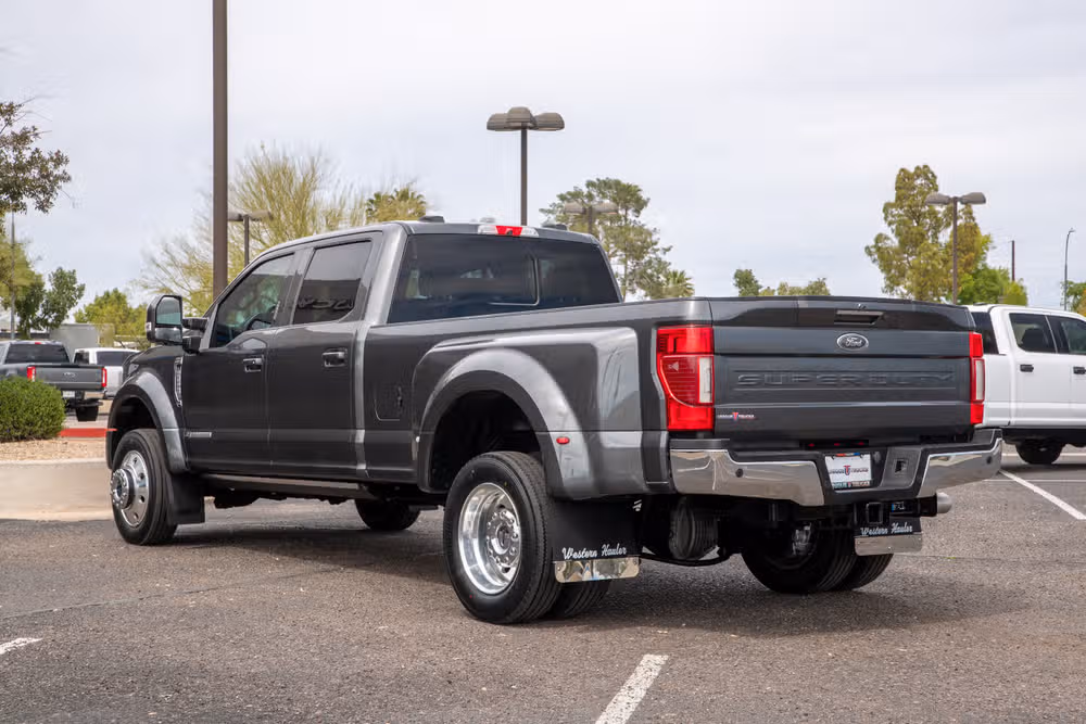 2020 Ford F-450 Super Duty Lariat Crew Cab Image 9