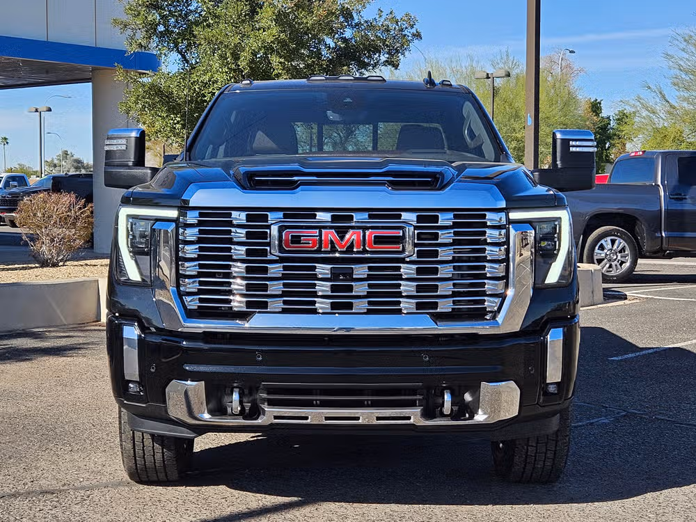 2024 GMC Sierra 3500HD Denali Crew Cab Lower Image 1