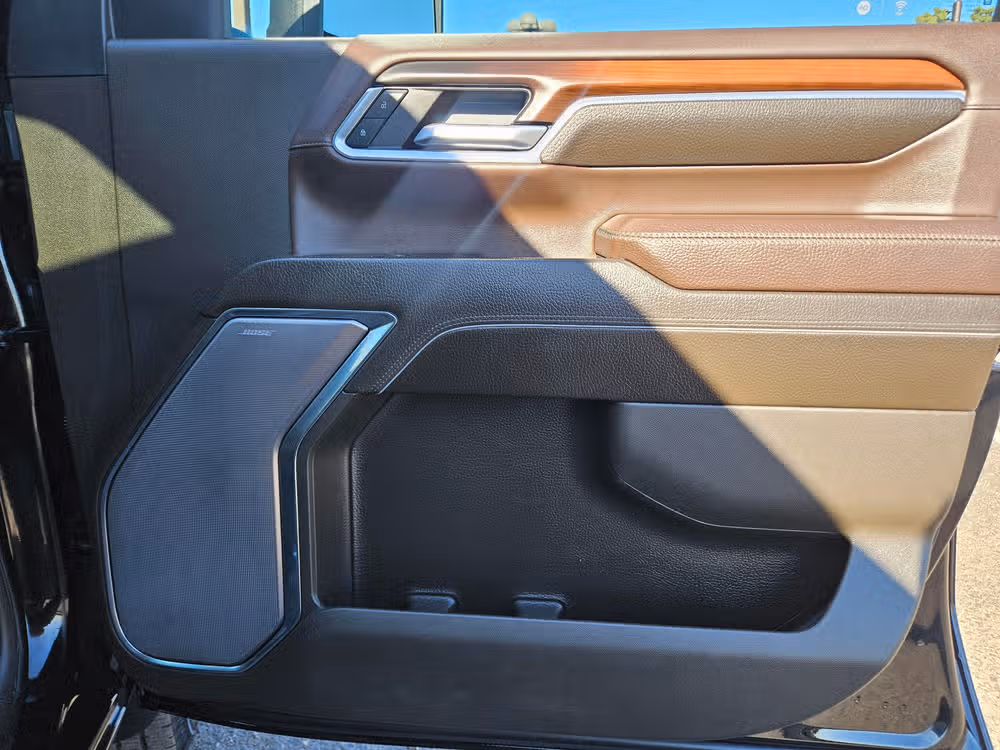 2024 GMC Sierra 3500HD Denali Crew Cab Image 26