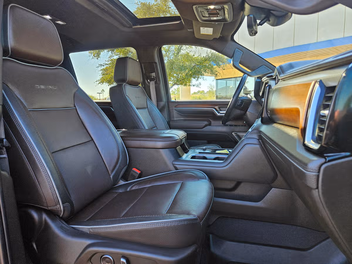 2024 GMC Sierra 3500HD Denali Crew Cab Image 29