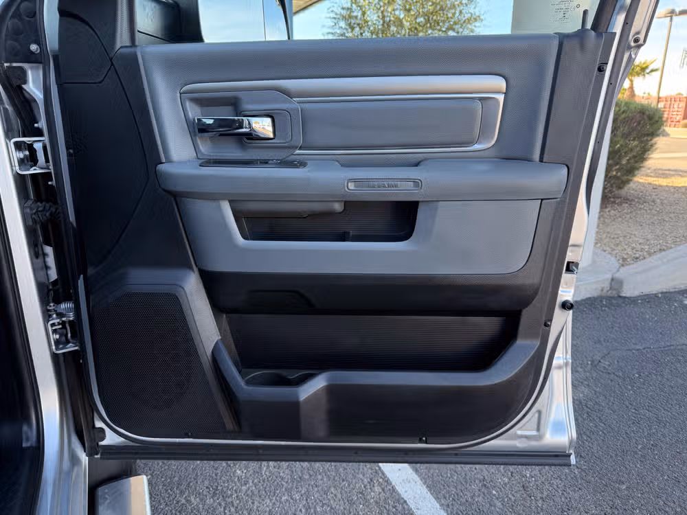 2015 Ram 2500 Big Horn Crew Cab Image 30