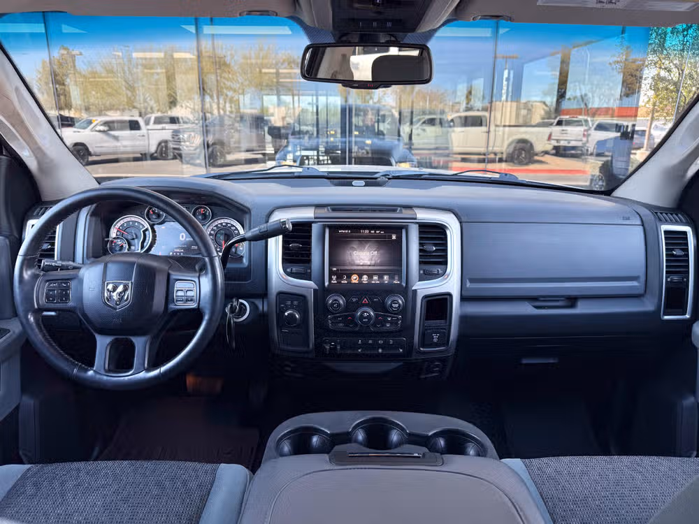 2015 Ram 2500 Big Horn Crew Cab Image 33