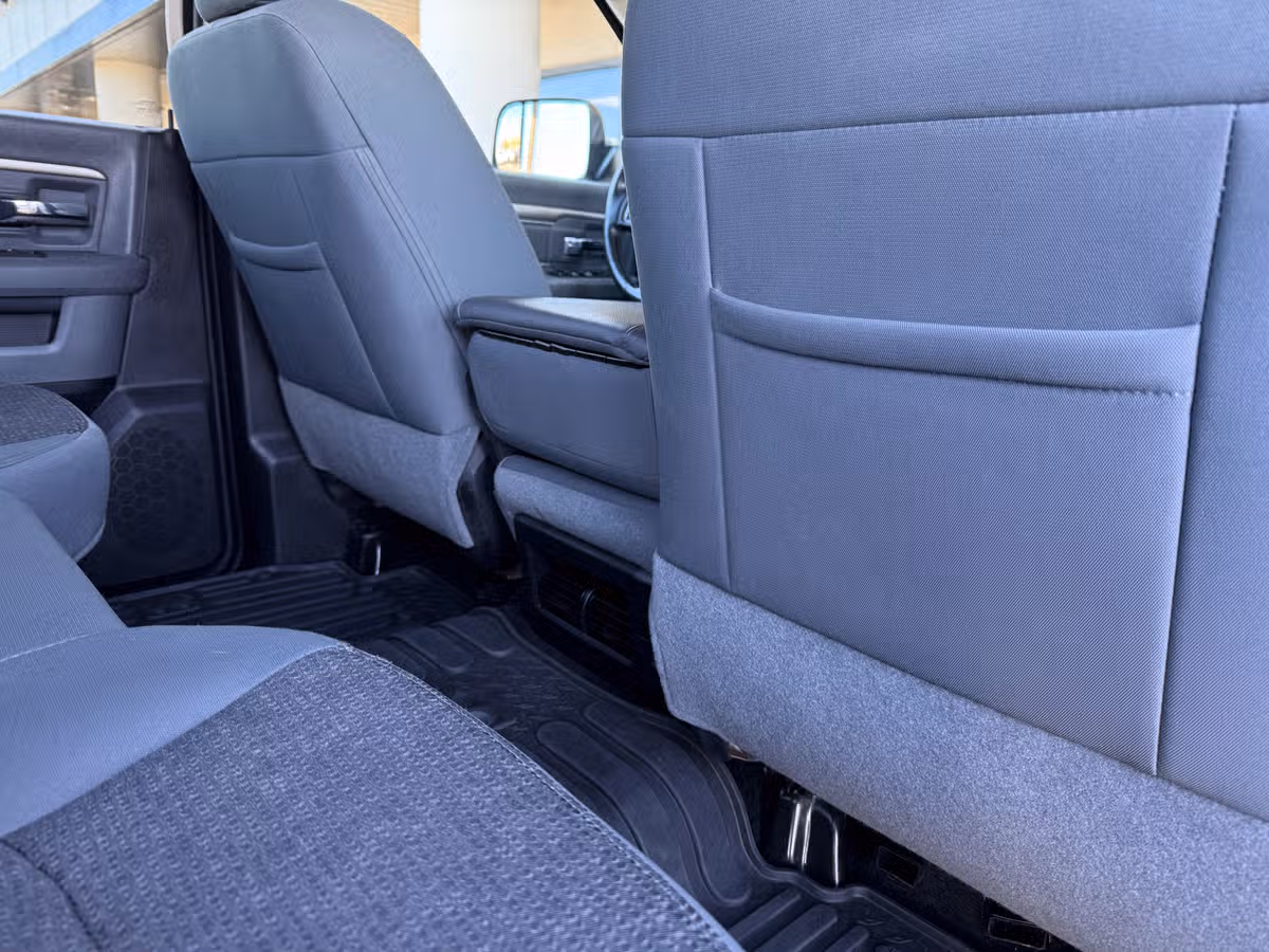 2015 Ram 2500 Big Horn Crew Cab Image 28