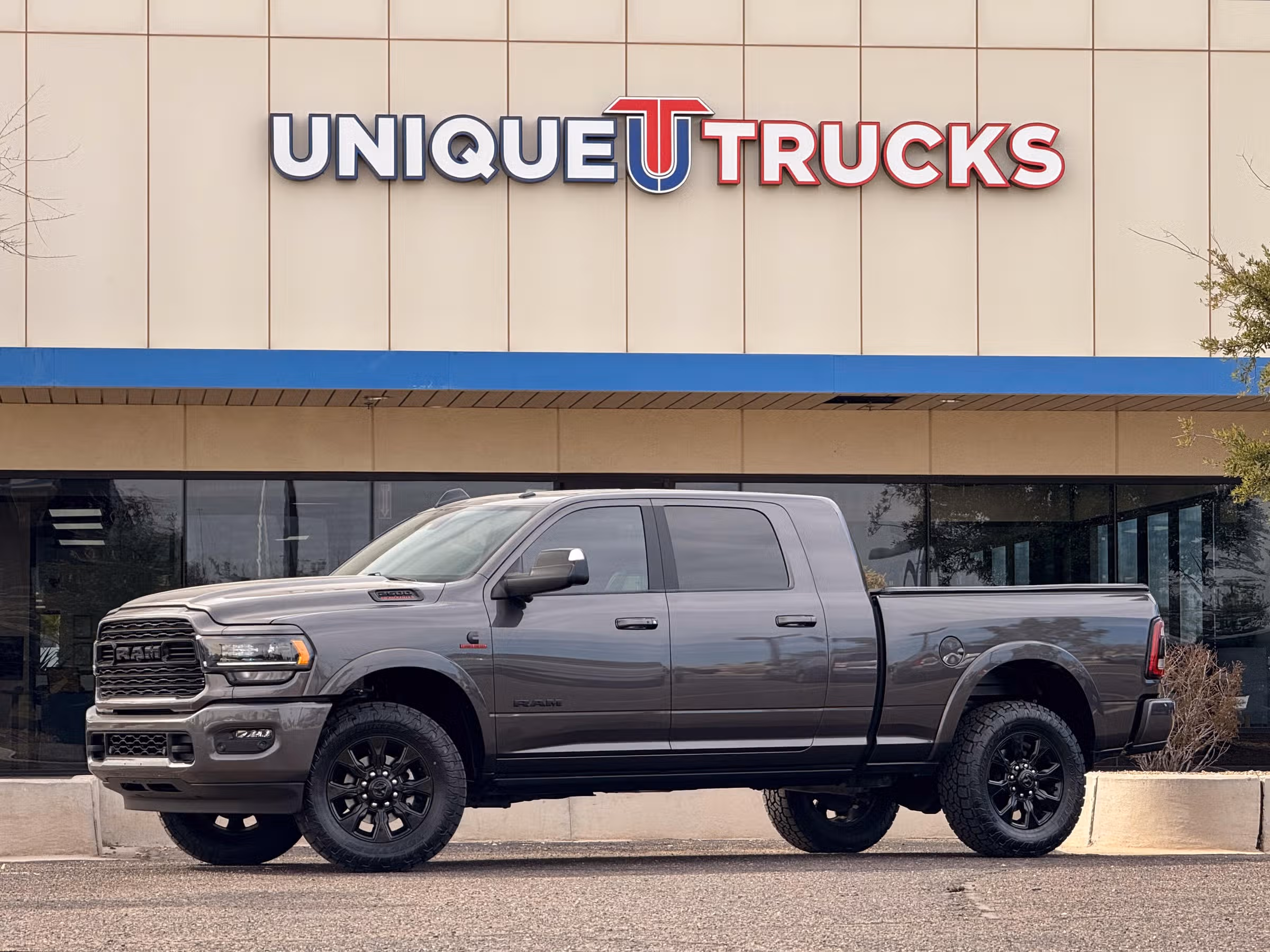 2022 Ram 2500 Limited Mega Cab Image 1