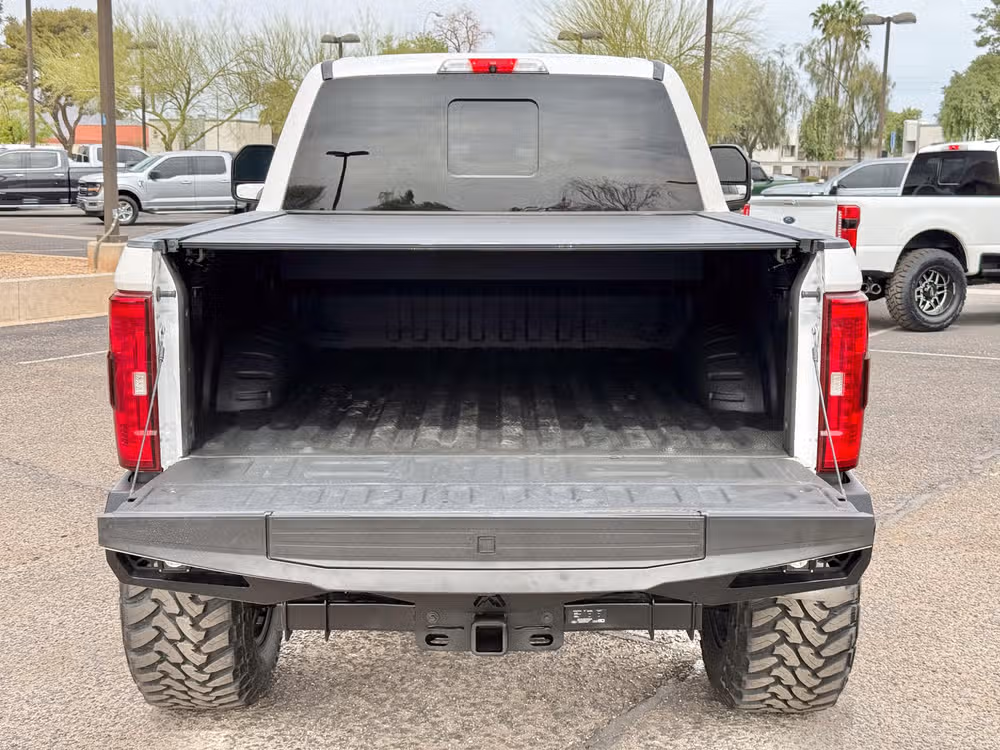 2019 Ford F-250 Super Duty Platinum Crew Cab Image 8