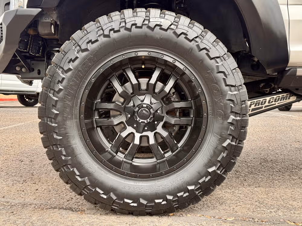2019 Ford F-250 Super Duty Platinum Crew Cab Image 12