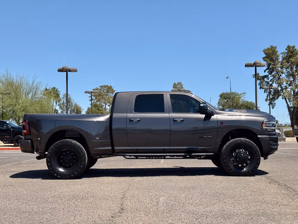 2024 Ram 3500 Laramie Mega Cab Lower Image 2
