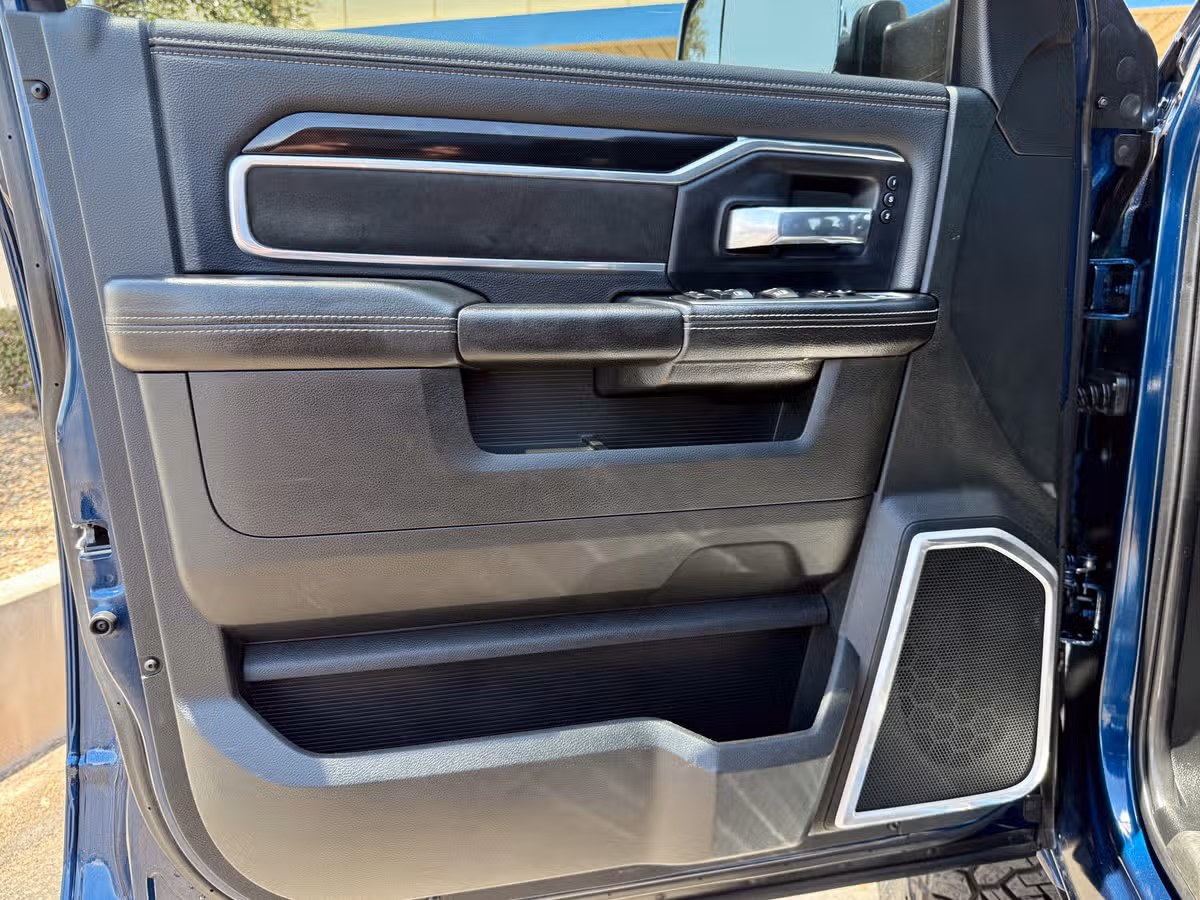 2021 Ram 2500 Laramie Mega Cab Image 17