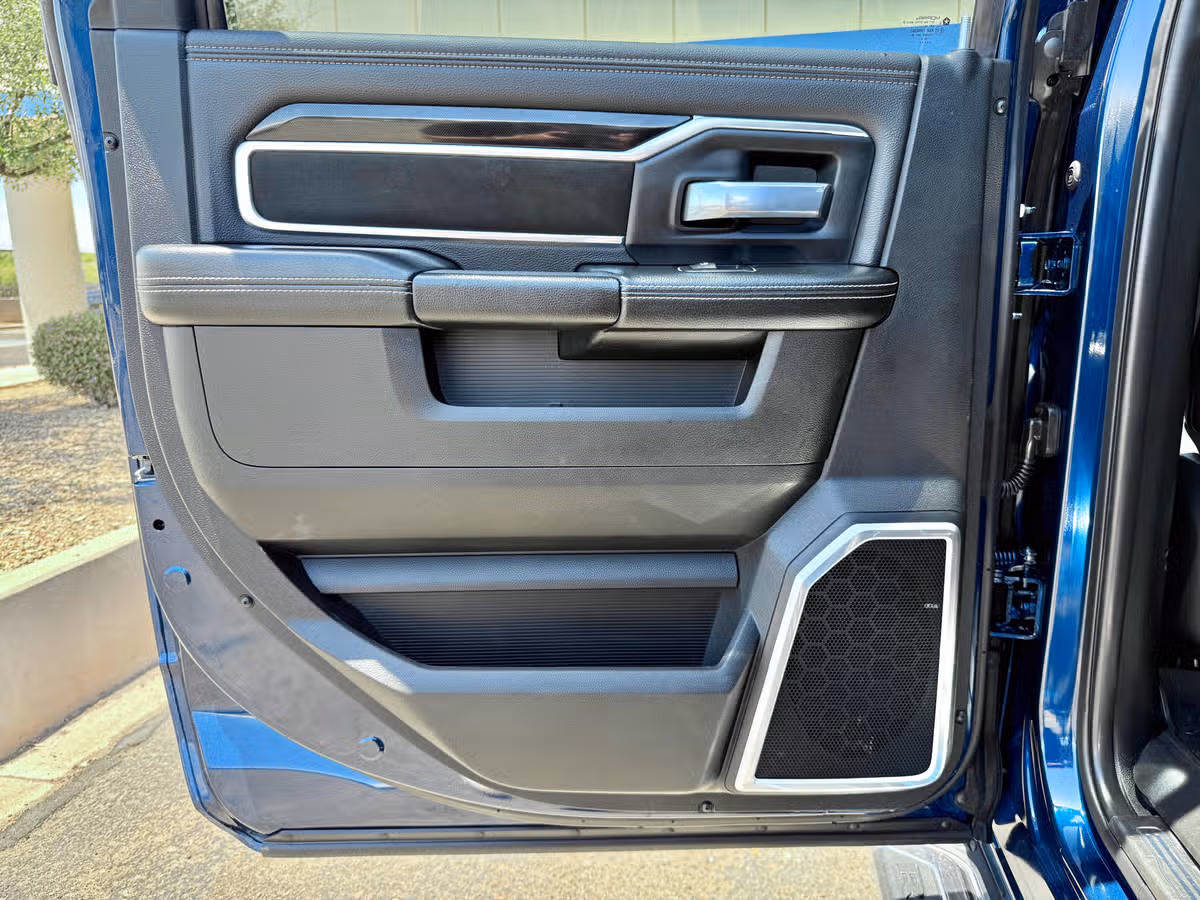 2021 Ram 2500 Laramie Mega Cab Image 21