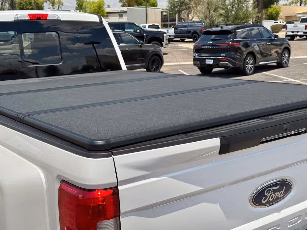 2018 Ford F-450 Super Duty Lariat Crew Cab Image 9