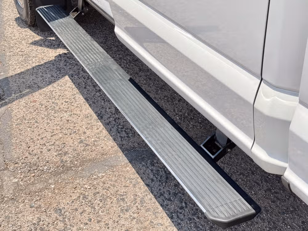 2018 Ford F-450 Super Duty Lariat Crew Cab Image 14