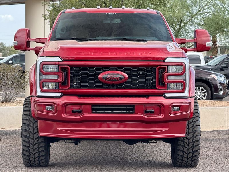 2025 Ford F-450 Super Duty Lariat Crew Cab Upper Image 2