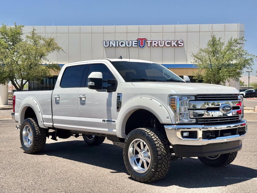 2019 Ford F-250 Super Duty Lariat Crew Cab