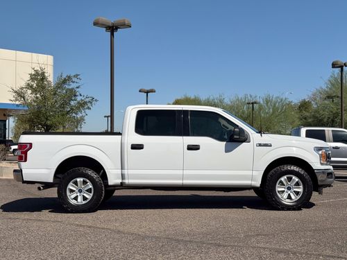 2019 Ford F-150 XLT SuperCrew Lower Image 2