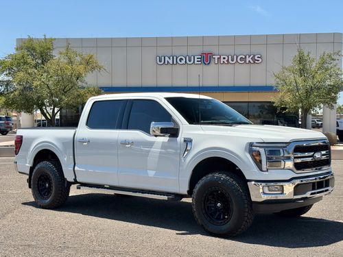2024 Ford F-150 Lariat SuperCrew Lower Image 1