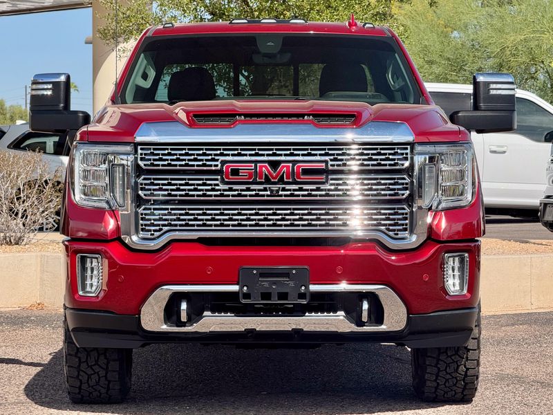 2020 GMC Sierra 2500HD Denali Crew Cab Upper Image 2