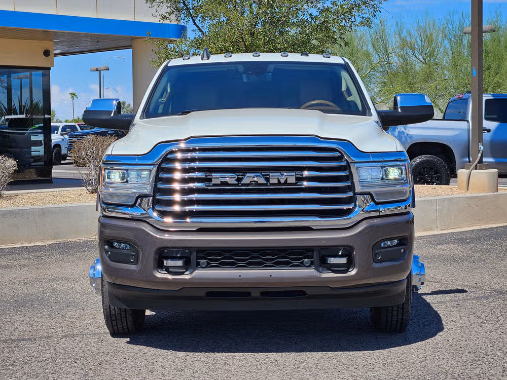 2022 Ram 3500 Limited Longhorn Image 5