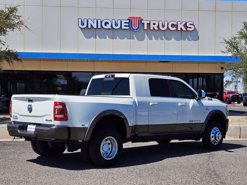 2022 Ram 3500 Limited Longhorn Image 8