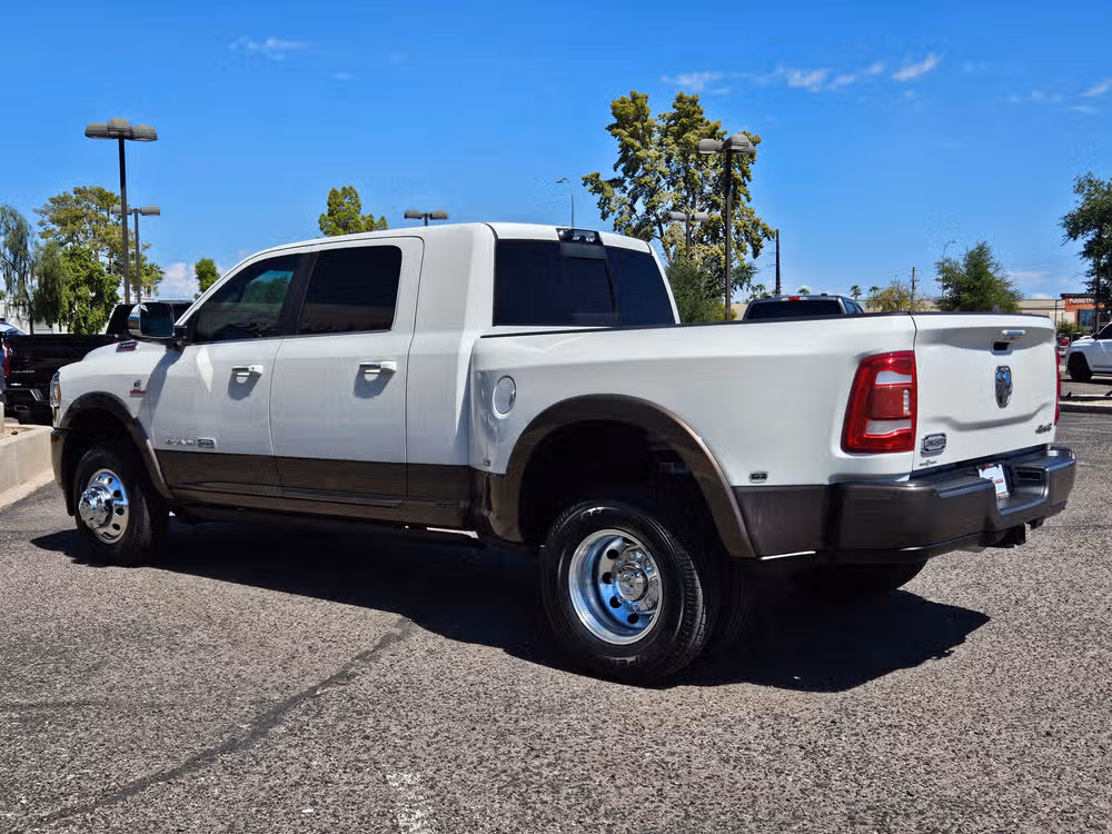 2022 Ram 3500 Limited Longhorn Image 11