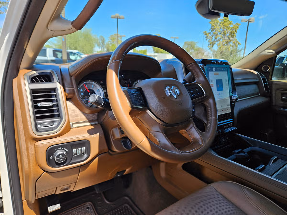 2022 Ram 3500 Limited Longhorn Image 15