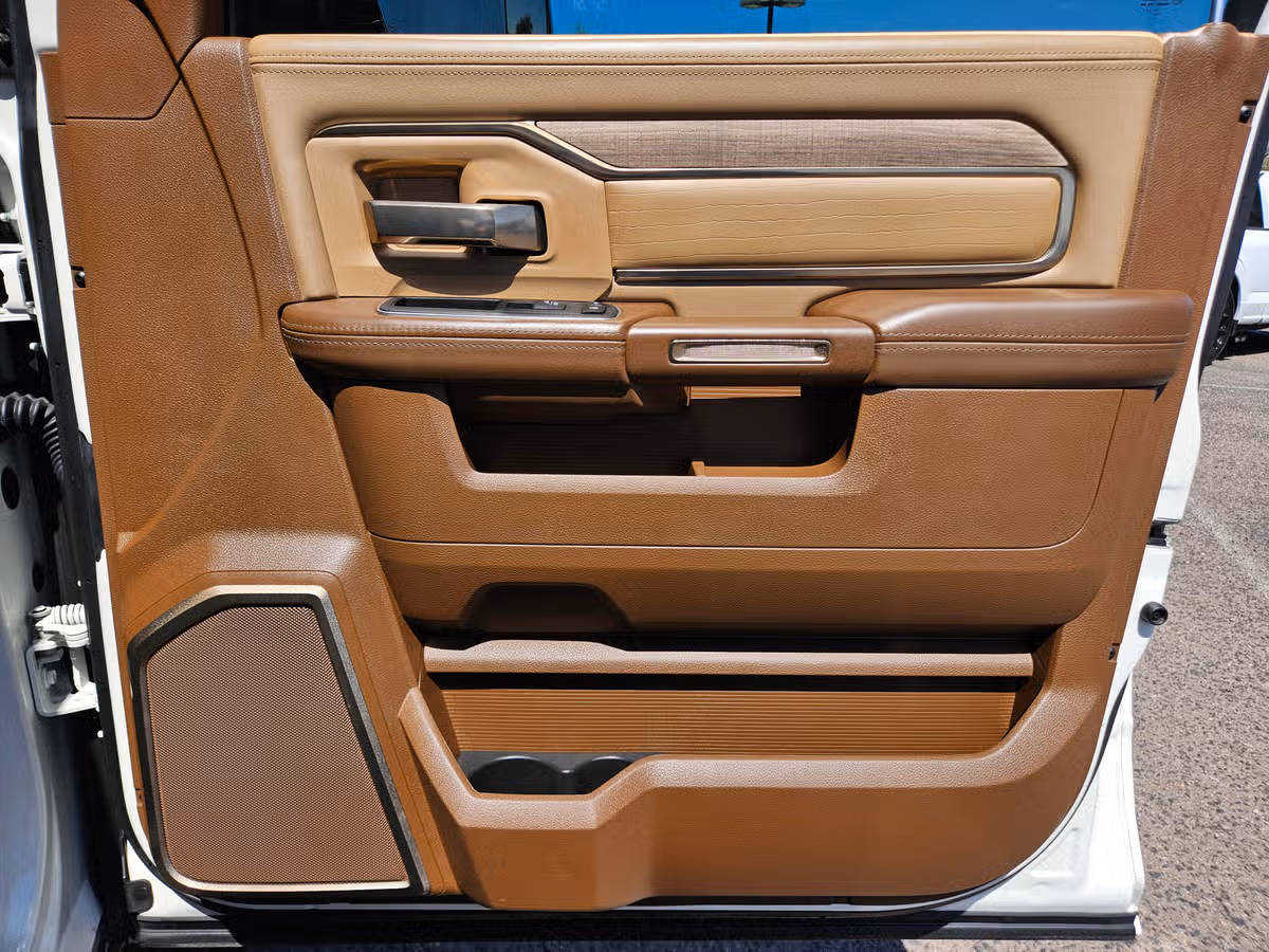 2022 Ram 3500 Limited Longhorn Image 26