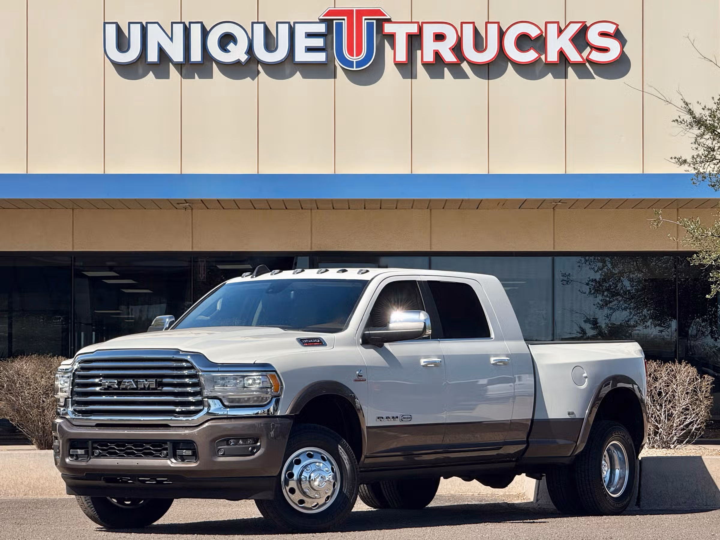 2022 Ram 3500 Limited Longhorn Image 1